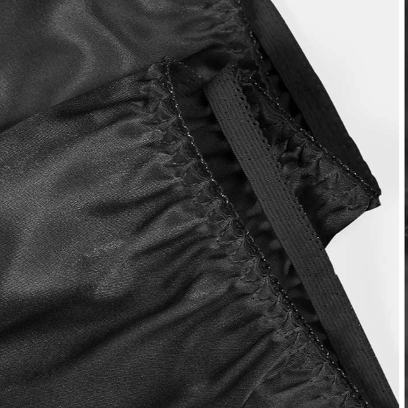 3 silk bikinis - Picture 7 of 8